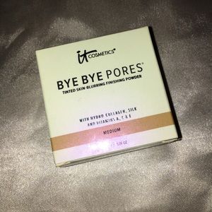 IT Cosmetics bye bye pores tinted powder medium